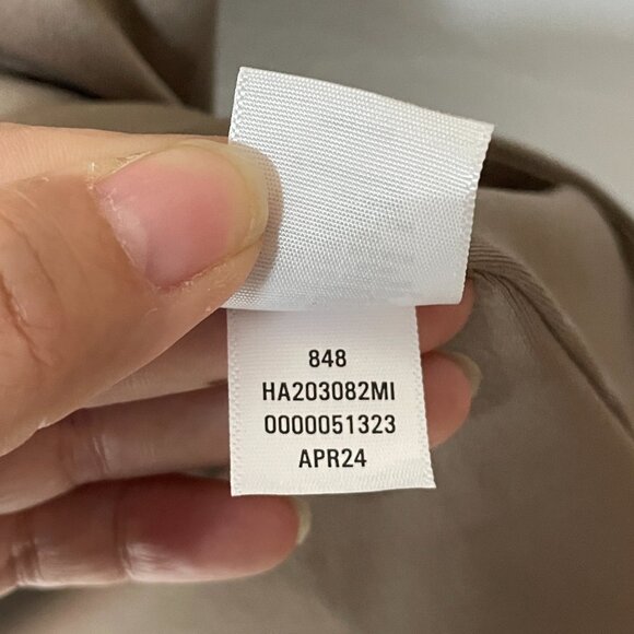 Halogen Women's Brown Sleveless V-Neck Collared Knit Top Size Small NWOT - Picture 6 of 8